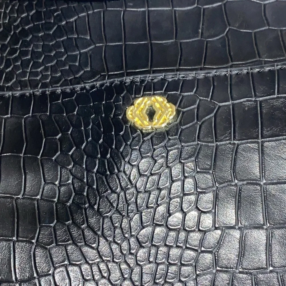 KATE LANDRY Elegant Black FAUX‎ Crocodile-Embossed Handbag. GOLD CHAIN ACCENT